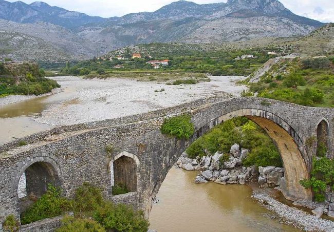 Природные достопримечательности Албании