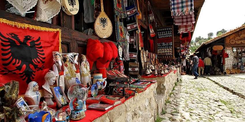 Что туристу купить в Албании в подарок родным и близким?
