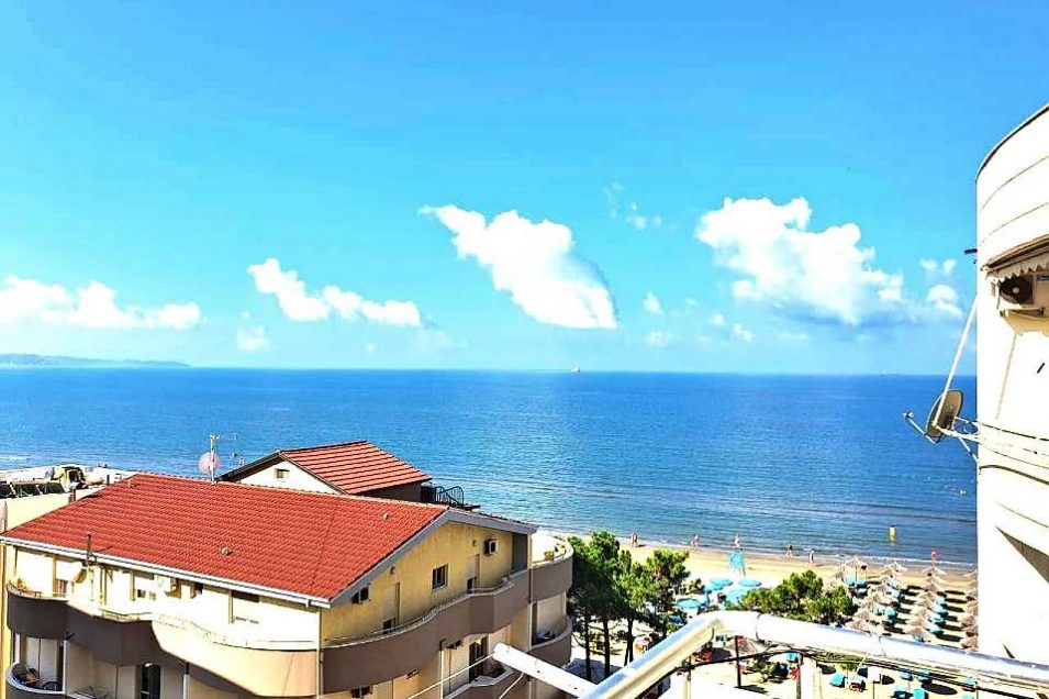 Luxurious two-room apartment with sea view 1 + 1 with an area of 75 m2. Durres