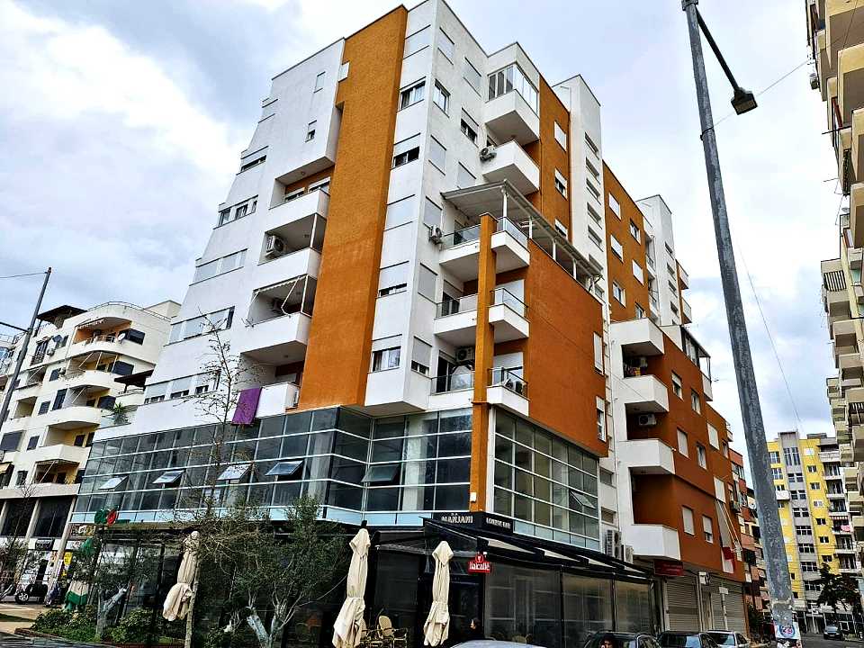 Two-room apartment in a new building 1+1/75m2. Durres