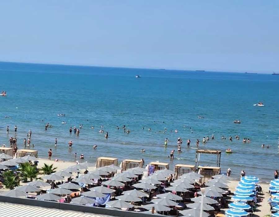 Three-room apartment 2+1, 1st line. Shkembi Durres