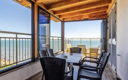 Penthouse, 180m2, Durres, 1st line, with sea view