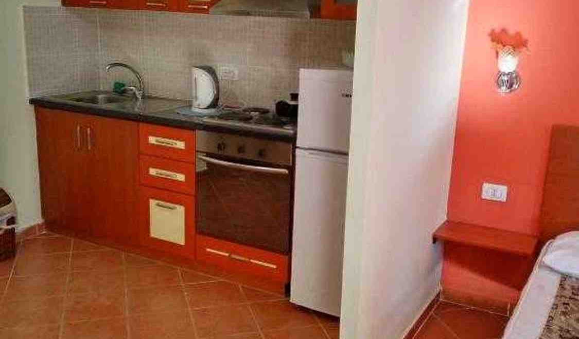 Spacious studio suite with balcony. 42 m2. Durres