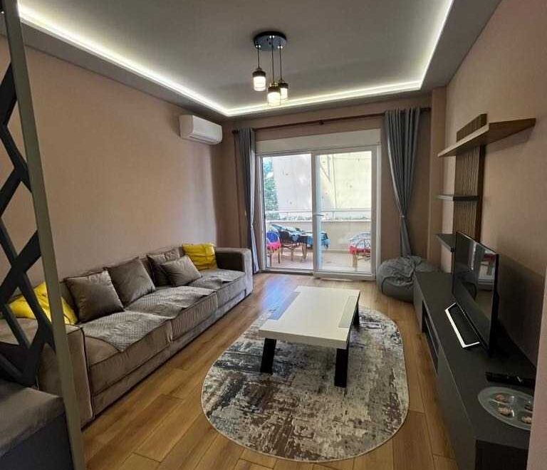 Apartment 1+1-/-60m2. Durres, Shkembi